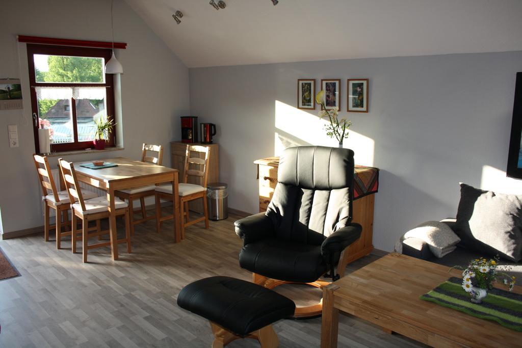 Cafe Landart Im Thueringer Finistere Apartment Plaue  Cameră foto