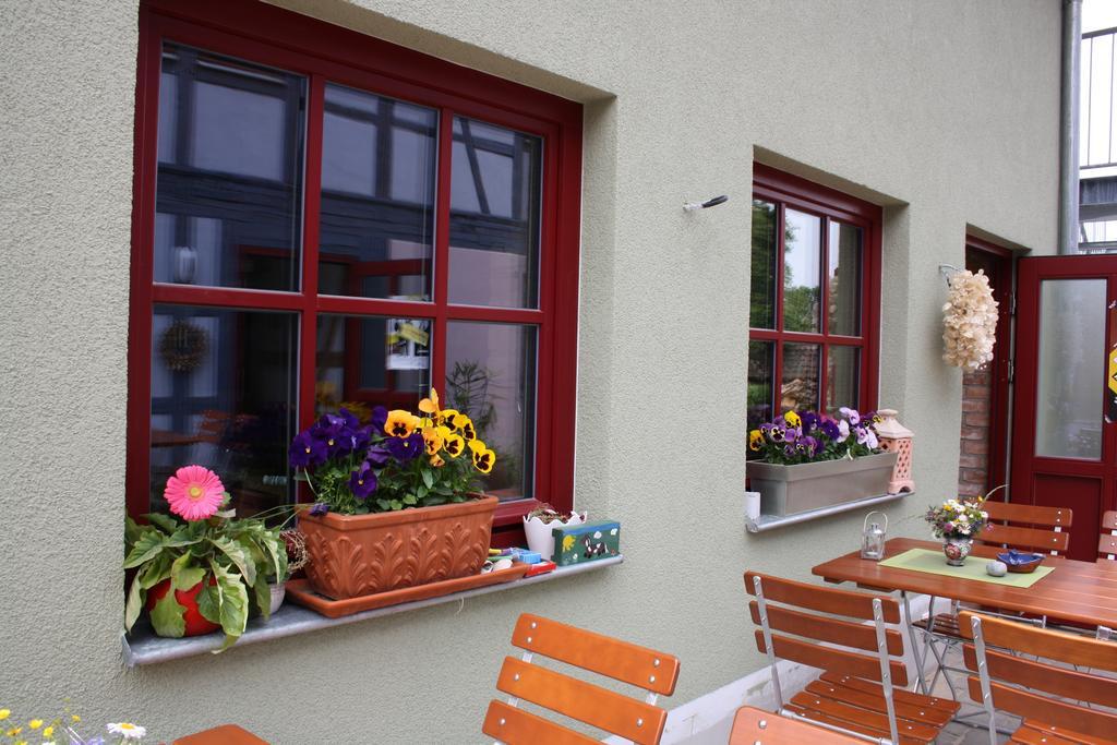 Cafe Landart Im Thueringer Finistere Apartment Plaue  Exterior foto